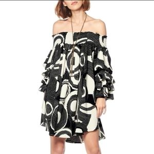 Gracia Off Shoulder Black White mini dress Small